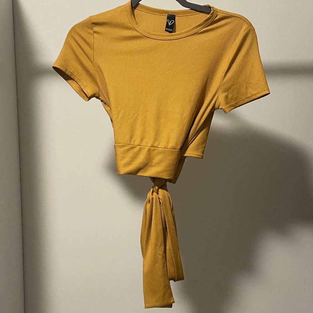 Juniors Windsor Gold Crop Top